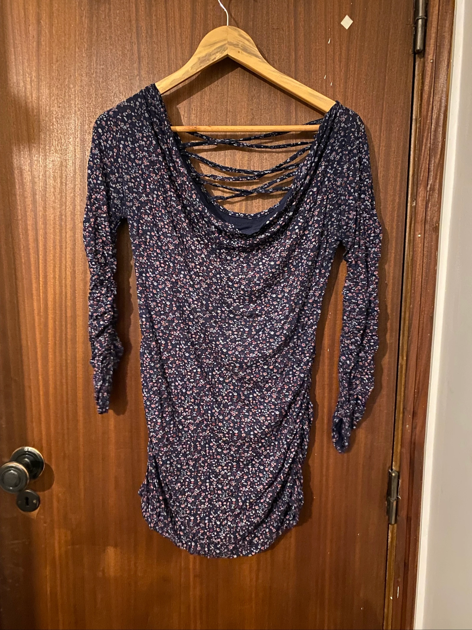 Blusa floral manga comprida